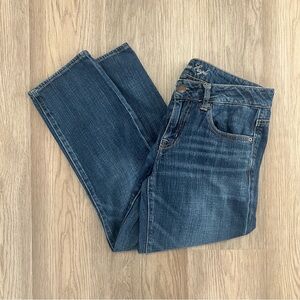 American Eagle Boy Fit Jeans Medium Wash Straight Leg Size 6